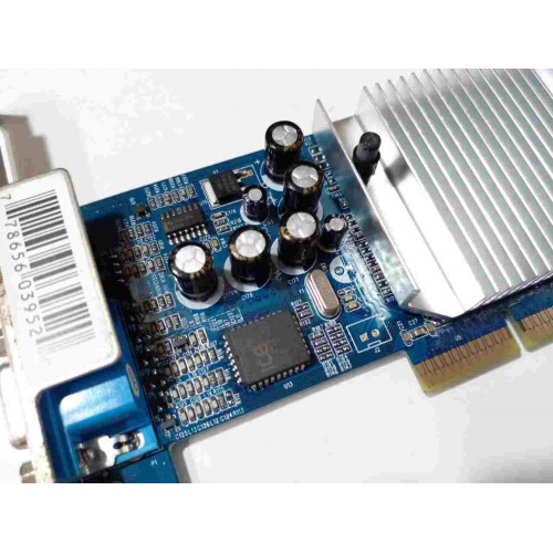 Placa Video AGP 8X NVidia GeForce MX4000 DDR1 128Mb 64 bits